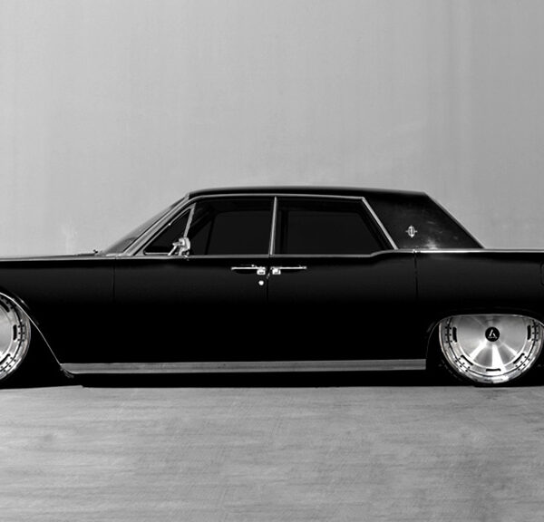 3 artis forged wheels triumph brushed with chrome lip rims audiocityusa 01 08 600x576